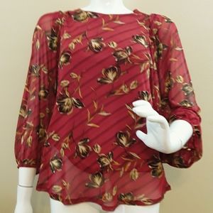 Dark red 3/4 length sleeved blouse